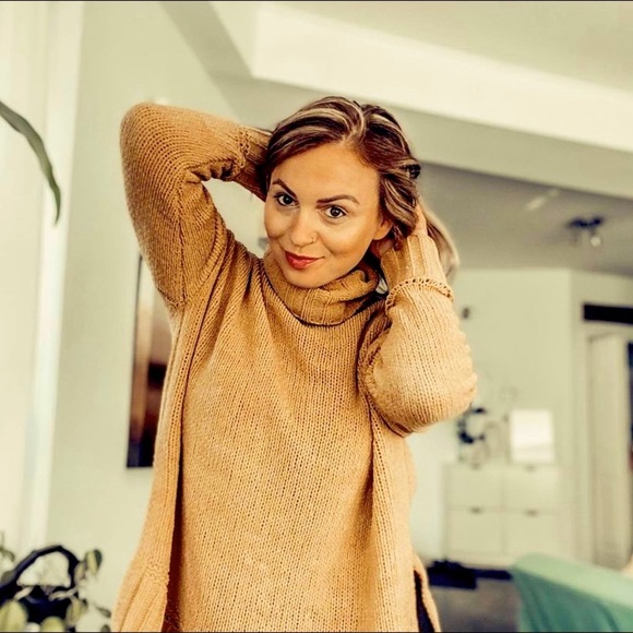 AERIE Oversized Cowl Neck Sweater - Picture 1 of 4